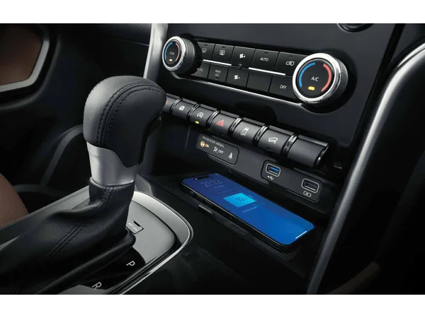 mahindra scorpio n scorpio-n-z8-l-petrol-mt-7-str-2022 interior
